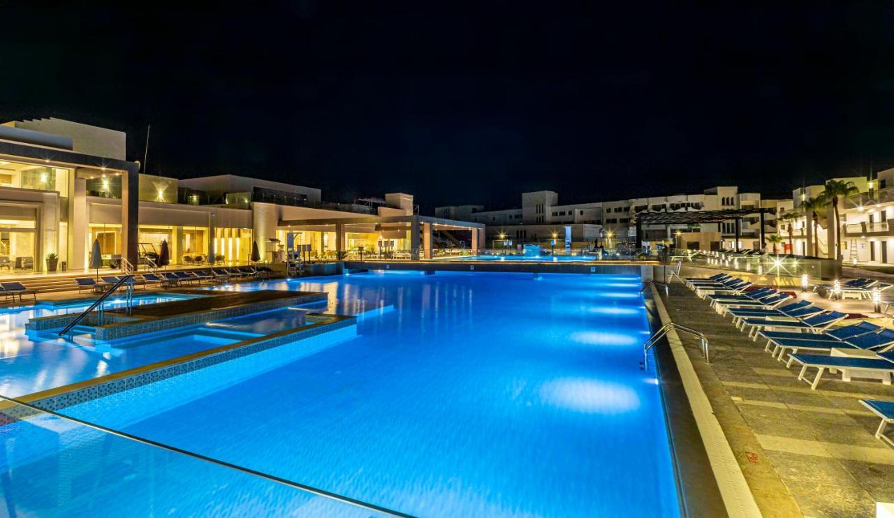 Amarina Abu Soma & Aquapark Complex
